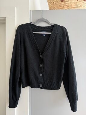 GAP Black V-Neck Button Cardigan